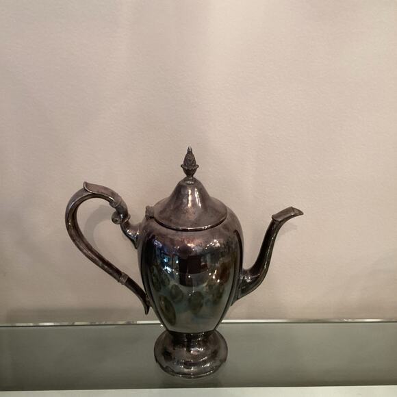 Gorham Tea Pot in 3 Pint - YC471. Silverplate. - Picture 2 of 5